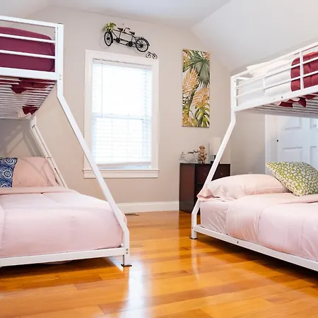 Apartment 40-newly Renovated, Stylish And Beautiful With 4br Boston
