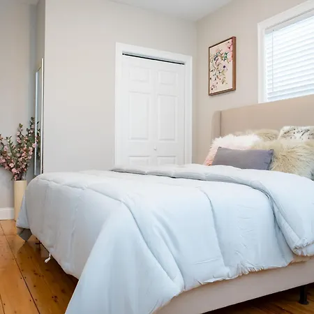 40-newly Renovated, Stylish And Beautiful With 4br Apartment