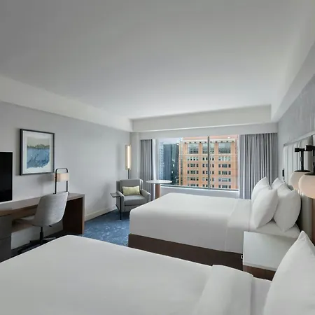 Hotel Renaissance Seaport District 4*