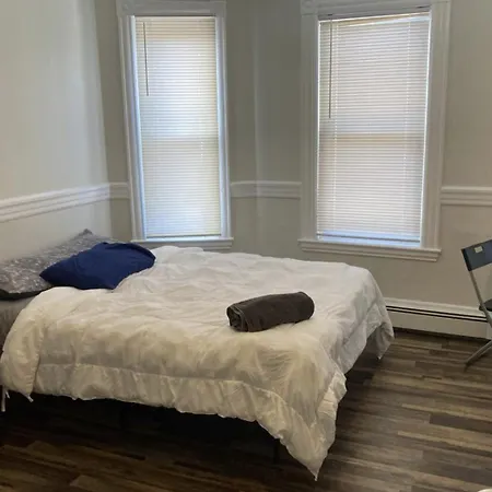 Lovely Close To The Redline And Downtown Homestay