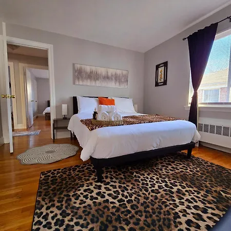 Comfy & Chic For 2026 World Cup Free Parking Apartment