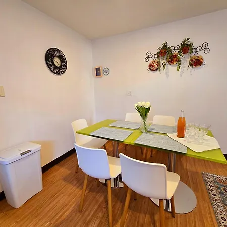 Comfy & Chic For 2026 World Cup Free Parking Apartment *