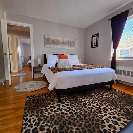 Comfy & Chic For 2026 World Cup Free Parking