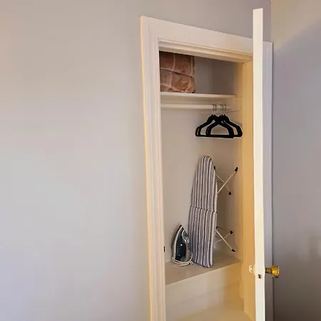 Comfy & Chic For 2026 World Cup Free Parking Apartment *