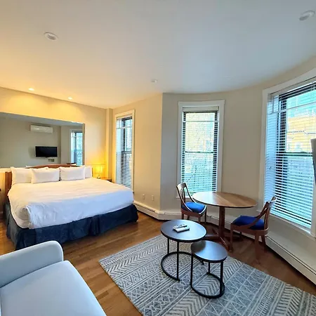 Copley House Extended Apartment *