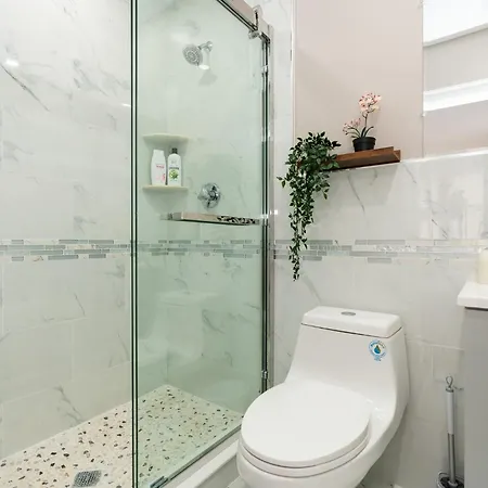 558-1 - Spacious & Modern 3br Near Franklin Park *