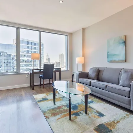 Luxury In Seaport