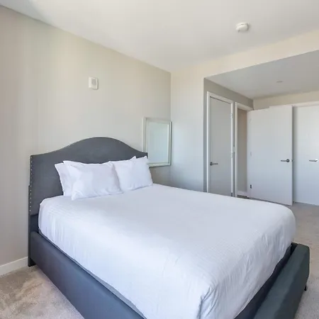 Private Downtown Seaport *