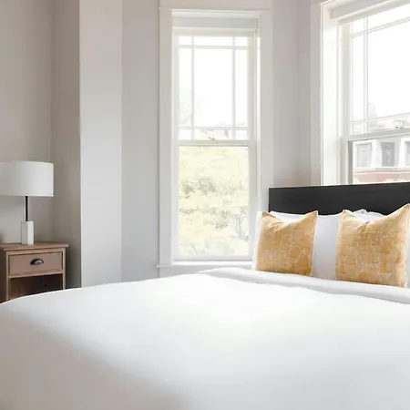 Sonder By Marriott Bonvoy The Magnolia Back Bay Boston