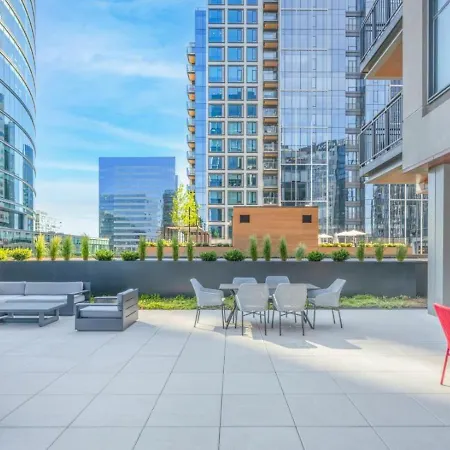 Chic Seaport With Pool *