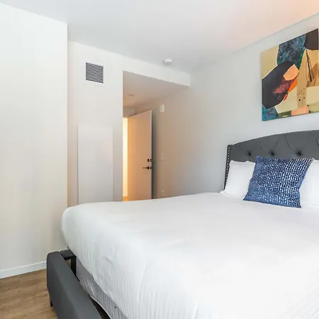 Full Private Downtown Seaport Apartment *