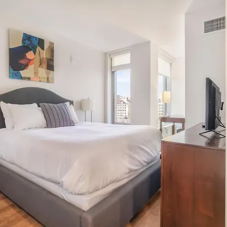 Apartment Spacious Full Kitchen In Seaport Boston