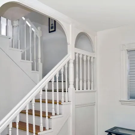 Holiday home Historical Urban Oasis - 6 Bedroom 3 Bath