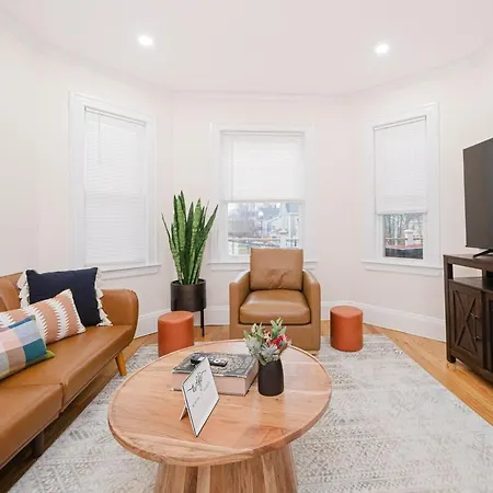 76-2 New 5br Townhouse Near Ashmont Station *