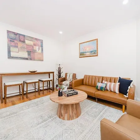 76-2 New 5br Townhouse Near Ashmont Station Apartment Boston