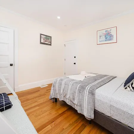 76 Carruth - 4br Cozy And Lovely Boston