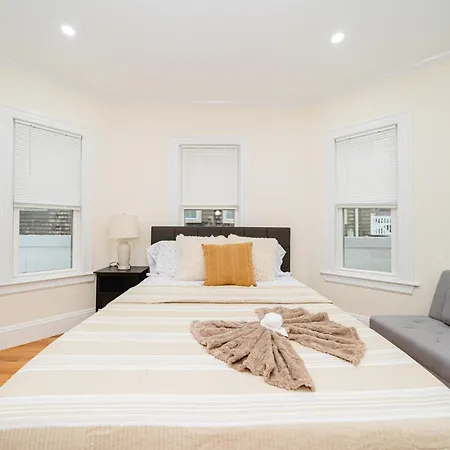 Apartment 76 Carruth - 4br Cozy And Lovely Boston