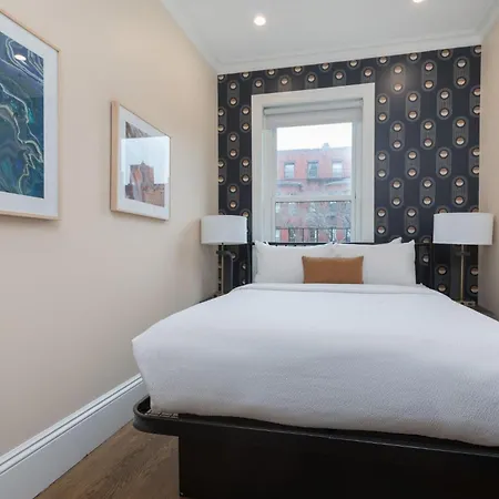 304 Newbury Street By Thatch Aparthotel 4*