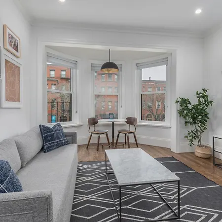 304 Newbury Street By Thatch Aparthotel