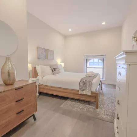 Luxury At 2br 2ba 200mbps Internet Apartment Boston