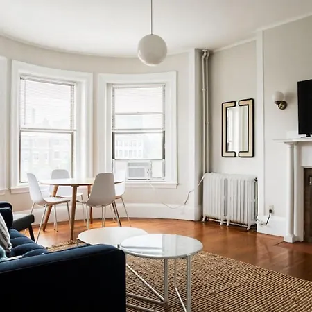 Chic Fenway 1b Perfect Location *