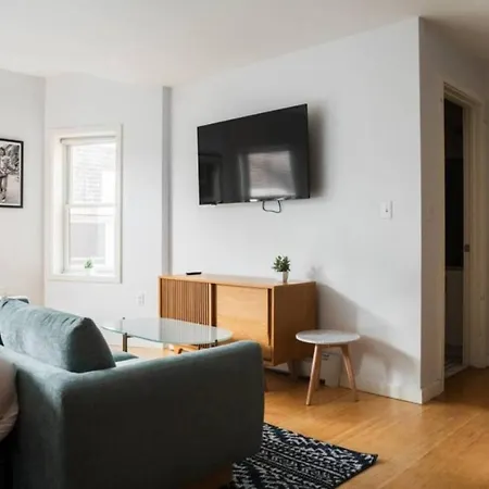 Chic Ideal For Nurses * Boston