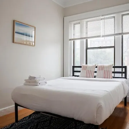 Apartment Spacious Fenway 1br