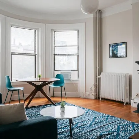 Apartment Spacious Fenway 1br