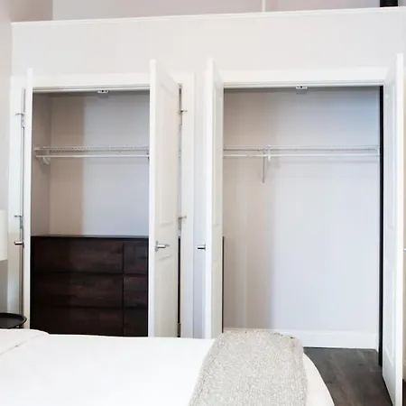 Centrally Located Luxurious Loft Walk Anywhere * Boston