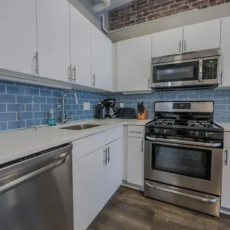 Apartment Pet Friendly 3 Bed 2 Bath Steps To Beacon Hill Boston