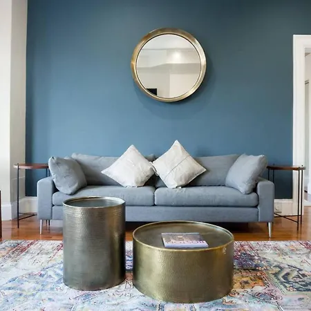 Classic Furnished 1br In Fenway In Brownstone Bldg Apartment Boston