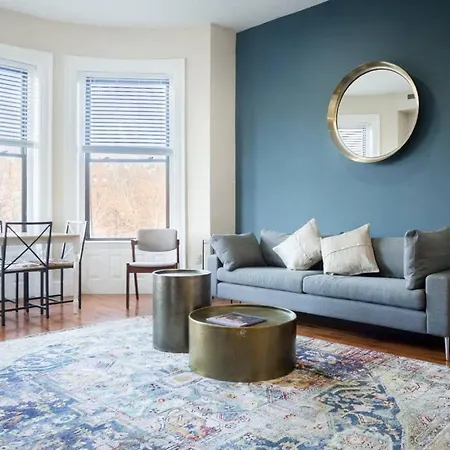 Classic Furnished 1br In Fenway In Brownstone Bldg Apartment Boston