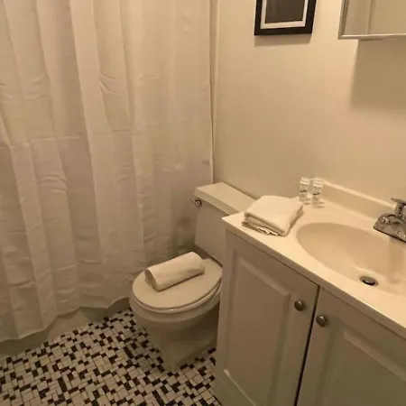 Cozy And Modern 1 Bedroom In Kenmore Sq Apartment *