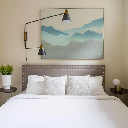 Bright And Bold Loft Fast Wifi Downtown Apartment Boston