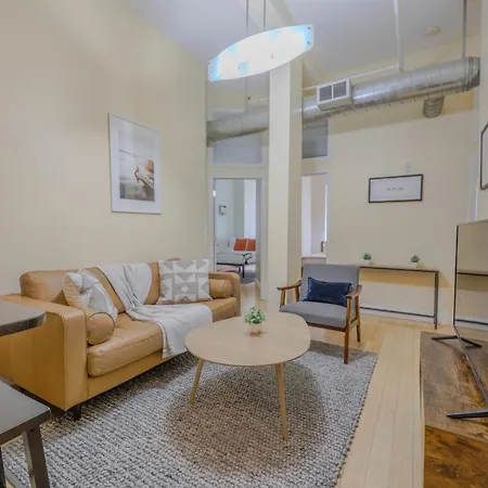 Almost There 4bed 2bath In Downtown