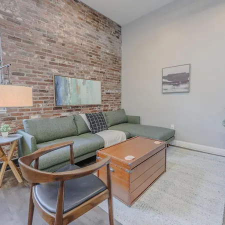 Lavish 3 Bed In Downtown Keyless Entry Apartment Boston