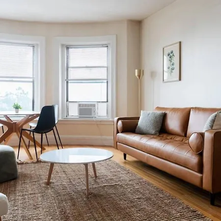 Stunning 1br Steps To Fenway Apartment *