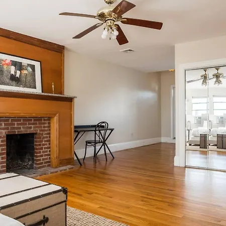 Luxury 4br 3ba In Fenway W Epic Roof Deck Apartment Boston