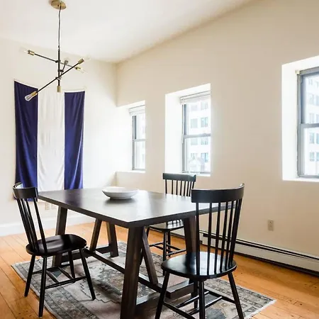 Fabulous 2bed 2bath Downtown Apartment Boston