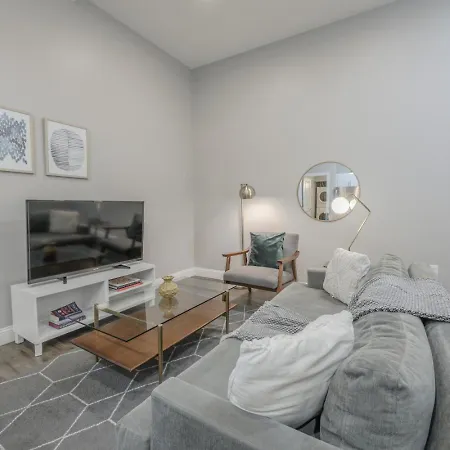 Pet Friendly Downtown Elevator Washer Dryer Apartment Boston