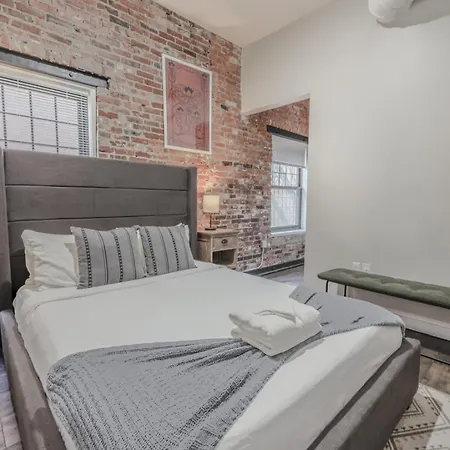 Lavishly Designed With Office Close To T * Boston