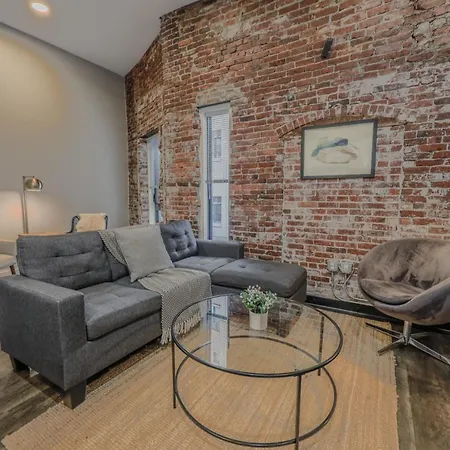Centralized Downtown Location Onsite Parking * Boston
