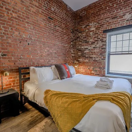 Parking Available Fully Furnished 4 Bed 2 Bath Flat Apartment Boston