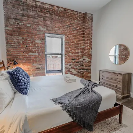 Parking Available Fully Furnished 4 Bed 2 Bath Flat Apartment Boston