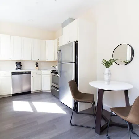 Fidi Laundry In Building Fast Wifi Apartment *