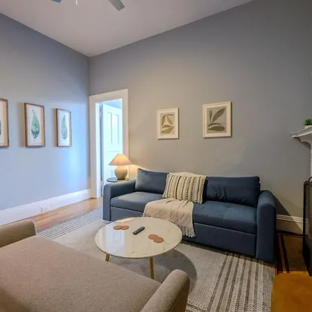 Spacious Back Bay 2br Boston