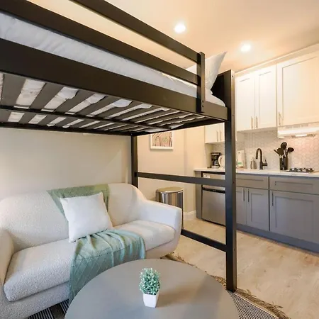 Unique South End Apartment *