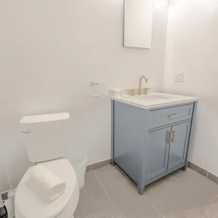 Luxury Loft Washer And Dryer Pet Friendly * Boston