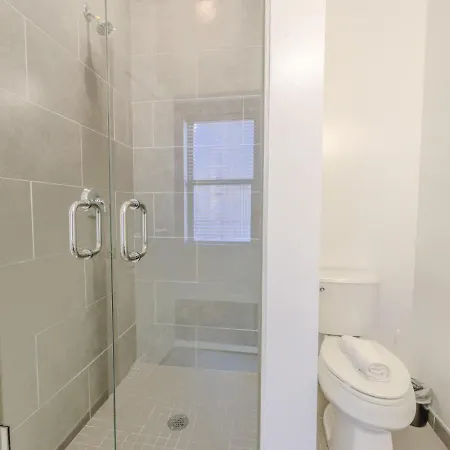 Luxury Loft Washer And Dryer Pet Friendly Apartment *