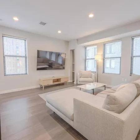 Apartment Luxury Loft Washer And Dryer Pet Friendly *